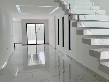 Ciudad Celeste, Venta de casa 4 dormitorios con jacuzzi