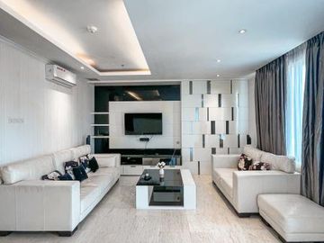 Dijual Apartemen FX Residence Sudirman Jakarta Selatan 3BR Private Lift