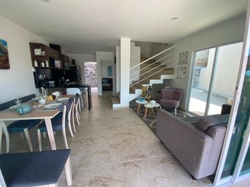 últimas Casas  frente alberca SEGURIDAD 24/7  a 1 HORA de la CDMX Precio para crédito bancario