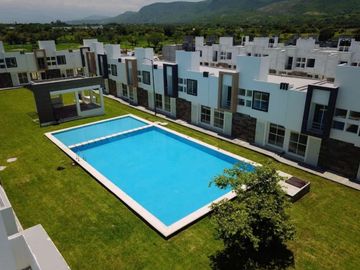 Casa en Venta con alberca al sur de Cuernavaca Morelos