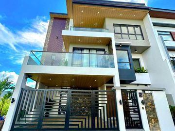 Ultimate Comfort Awaits! Buy this Brand New 3-Storey House in Greenwoods Executive Village, Pasig City. 4 Bedroom, Fully Furnished with a Pool, Smart 