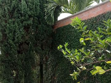 VENDO ESTRATEGICA CASA UN PISO EN CONDOMINIO CONTIGUO COLEGIO ALEMAN
