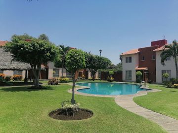 CASA EN VENTA OJO DE AGUA EMILIANO ZAPATA MORELOS CERCA DEL DIEZ Y PARAISO COUNTRY