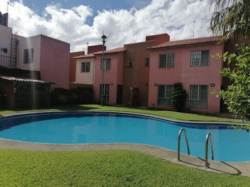 CASA EN VENTA OJO DE AGUA EMILIANO ZAPATA MORELOS CERCA DEL DIEZ Y PARAISO COUNTRY