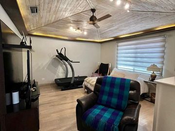 Casa en venta en Residencial Raquet Club en Hermosillo, Sonora con alberca