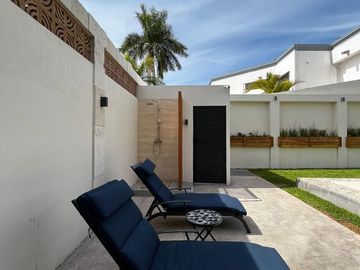 Casa en venta en Residencial Raquet Club en Hermosillo, Sonora con alberca