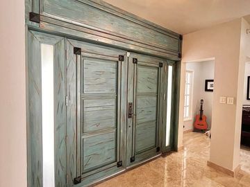 Casa en venta en Residencial Raquet Club en Hermosillo, Sonora con alberca