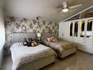 Casa en venta en Residencial Raquet Club en Hermosillo, Sonora con alberca
