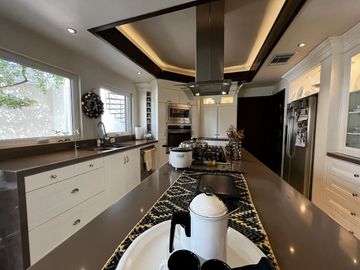 Casa en venta en Residencial Raquet Club en Hermosillo, Sonora con alberca