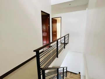 Resale House and Lot for Sale in Marcos Highway near LRT Masinag to Recto