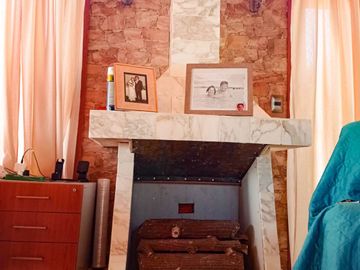 🏠Se vende hermosa casa en parcela, en sector Alhue.🏠