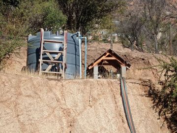 🏠Se vende hermosa casa en parcela, en sector Alhue.🏠