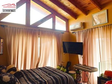 🏠Se vende hermosa casa en parcela, en sector Alhue.🏠