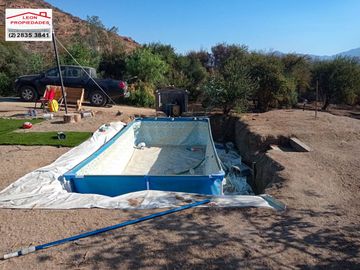 🏠Se vende hermosa casa en parcela, en sector Alhue.🏠