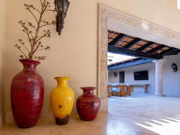 Residencia con vista al campo del golf, alberca infinity privada, Jacuzzi, Fogata, terraza en segundo piso y cava de vinos en Pacific Ocean, Cabo San