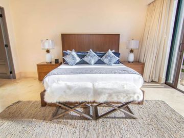 Residencia con vista al campo del golf, alberca infinity privada, Jacuzzi, Fogata, terraza en segundo piso y cava de vinos en Pacific Ocean, Cabo San