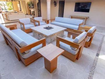 Residencia con vista al campo del golf, alberca infinity privada, Jacuzzi, Fogata, terraza en segundo piso y cava de vinos en Pacific Ocean, Cabo San