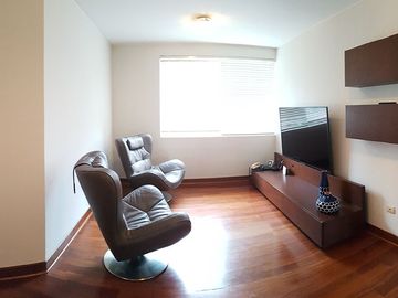 Exclusiva Casa con Piscina en Venta en Condominio Privado – La Molina