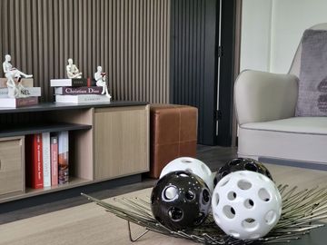 ULTRA Modern  & Cozy House in South FOrbes with panoramic view of Laguna De Bay and Mt. makiling 36M super Nego