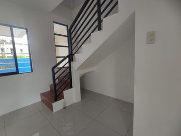 SUBURBIA TOWNHOMES - 2 STOREY UNIT