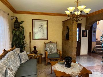 OPORTUNIDAD RESIDENCIA ESTILO MEXICANO FRACC REAL DE TETELA