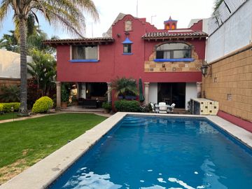 OPORTUNIDAD RESIDENCIA ESTILO MEXICANO FRACC REAL DE TETELA