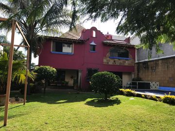 OPORTUNIDAD RESIDENCIA ESTILO MEXICANO FRACC REAL DE TETELA