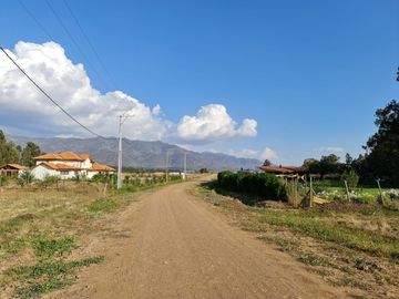 Venta parcela en Condominio Miravalle de hacienda los Lingues.