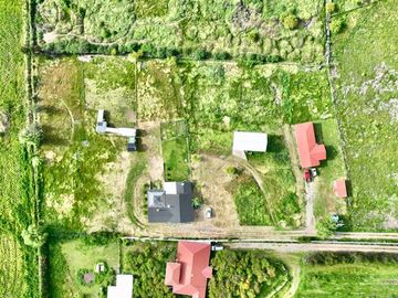Se venden dos casas en sitio de 9.264m2, sector rural de Rauco, Curicó