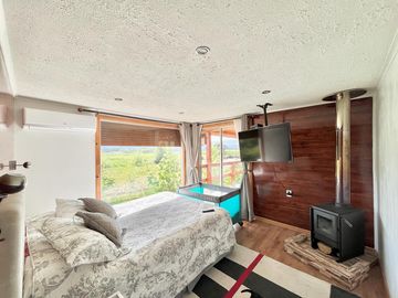 Se venden dos casas en sitio de 9.264m2, sector rural de Rauco, Curicó