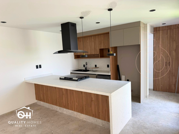 CASA EN VENTA EN PRIVADA con AMENIDADES