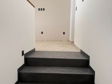 CASA EN VENTA EN PRIVADA con AMENIDADES