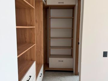 CASA EN VENTA EN PRIVADA con AMENIDADES