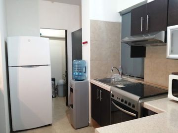 RENTA DEPARTAMENTO AMUEBLADO EN CUERNAVACA. MOR.   EN RESIDENCIAL QUINTA DEL BOSQUE.