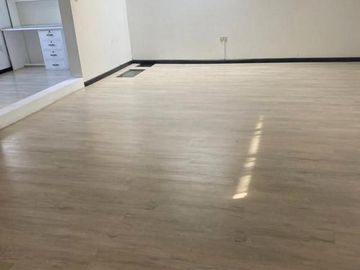 Amplia Casa comercial en venta sector UDA, Calle Francisco Moscoso Cuenca