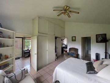 CASA EN VENTA, JARDINES DEL LAGO, AGUASCALIENTES