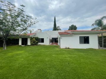 CASA EN VENTA, JARDINES DEL LAGO, AGUASCALIENTES