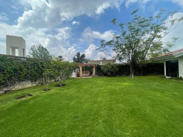 CASA EN VENTA, JARDINES DEL LAGO, AGUASCALIENTES