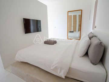 New Stylish One-Bedroom Apartment in The Vibrant Heart of Pererenan! Perfect for Living and as an Investment