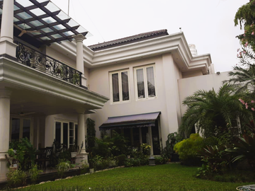 Rumah Mewah Hook ada Kolam Renang di Sekolah Duta Pondok Indah