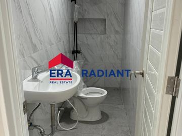 Rumah Baru Dijual di Kav. Deplu Pondok Aren