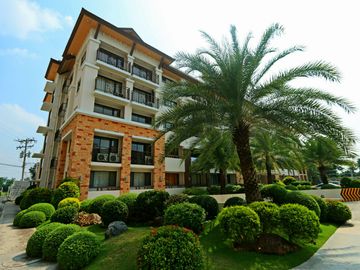 2 Bedroom Unit in One Oasis Cebu - Mabolo District