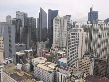 1bedroom condo in makati paseo de roces rcbc gt tower makati