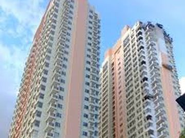1bedroom condo in makati paseo de roces rcbc gt tower makati
