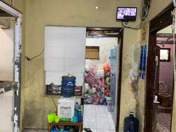 DIJUAL MURAH RUANG USAHA LUAS DAN STRATEGIS DI BABARSARI