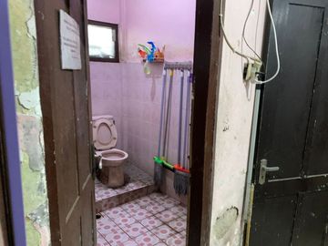 DIJUAL MURAH RUANG USAHA LUAS DAN STRATEGIS DI BABARSARI