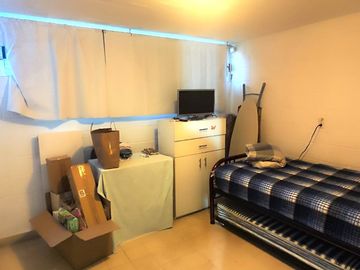 VENTA  CASA CALLE  IXCATEOPAN COLONIA SANTA CRUZ ATOYAC BENITO JUAREZ CDMX.