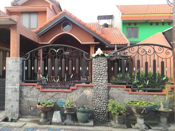 Dijual Rumah Kebonsari 2 Lantai Besar Luas Dekat Ketintang Gayungsari