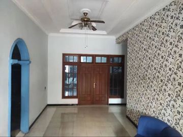 Dijual Rumah Kebonsari 2 Lantai Besar Luas Dekat Ketintang Gayungsari