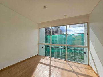 3 Storey Townhouse For Sale in Project 4 near Cubao Quezon City